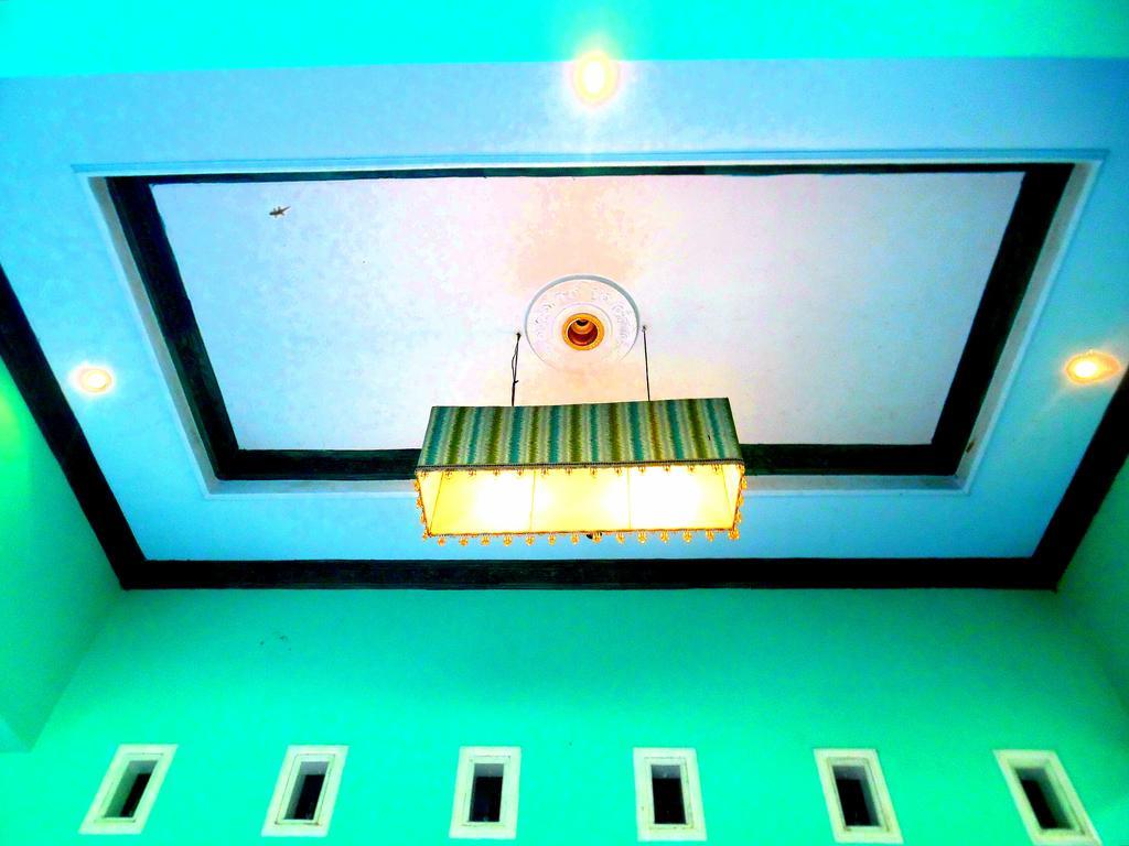 Lazy Monkey Senggigi Exterior foto