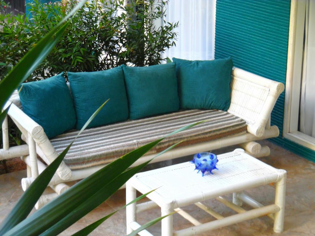 Lazy Monkey Senggigi Exterior foto
